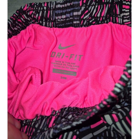 Under Armour Girls 24m Activewear Set Includes Pink Tee Black Patterned Leggings - Picture 6 of 7